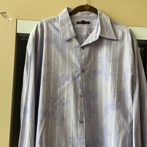 Men’s casual button down